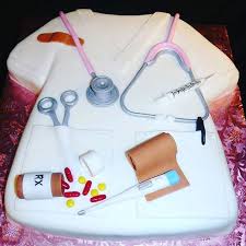 wer hat sich diese torte verdient jungmediziner medizin torte mediziner pflege krankenschwest abschlusstorte kuchen und torten rezepte krankenschwester