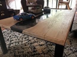 Table Basse Riviere D Epoxy Table Basse Bois Table Basse Table D Or Un choix unique de plateau de table en bois disponible dans notre magasin. table basse riviere d epoxy table