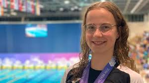 Paraschwimmerin Annika Lekon vom TV Bohmte schwimmt zu Titeln
