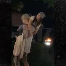 Fox accompanied kelly to 30 rock ahead of his performance as the saturday night live musical guest. Machine Gun Kelly Carries Megan Fox After Night Of Fun