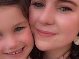 Kelsey Beatty's Instagram, Twitter & Facebook