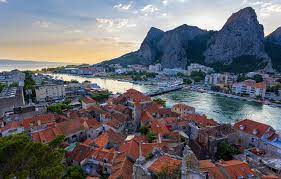 All wallpapers can be customized and optimized in order to best fit to your device's screen. Wallpaper Bridge Rock Building Marina Home The Evening Bay Croatia Images For Desktop Section Gorod Download
