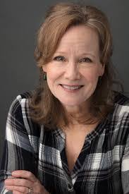 Jennifer Parsons's Instagram, Twitter & Facebook