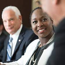 Suntrust bank 303 peachtreet street, northeast atlanta, ga30308. Suntrust Bank Personal Mortgage And Small Business Banking