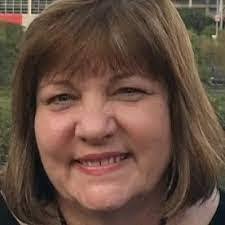 Robin Mosier's Instagram, Twitter & Facebook