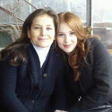 Elçin sangu (born 13 august 1986) is a turkish actress and model of circassian descent. Muyesser Ses Muyesserses Twitter