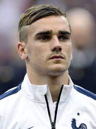 Men's haircuts aren't like men's clothes. Pin On Antoine Griezmann
