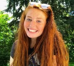 Rachelle Ryan's Instagram, Twitter & Facebook