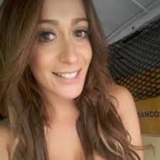 Brandy Dowd's Instagram, Twitter & Facebook