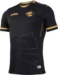 Jasa pembuatan custom baju kerja yang sesuai dengan desain anda. 30 Desain Baju Futsal Keren 2020 Pictures Blog Garuda Cyber