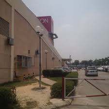 And sungai besi lrt station aeon jusco cheras selatan, aeon nearest mrt station at batu 11 cheras is only approximately 5 min drive away or residents can use the feeder bus to reach this station. Aeon Cheras Selatan Car Park Aeon Cheras Selatan Shopping Centre