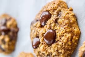 La Meilleure Recette De Biscuits Moelleux Au Gruau Et Au Chocolat Recipe Desserts Cookie Recipes Food