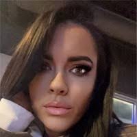 Krystal Snow's Instagram, Twitter & Facebook