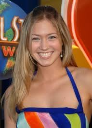 Tami Farrell Puzzle G136517