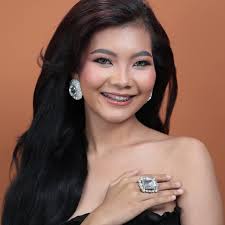 I am like Shun Kim hindi pinapahalata pero nagseselos/nasasaktan na ako  dahil second best friend lang ako ng taong first best friend ko😢😢. -Blake