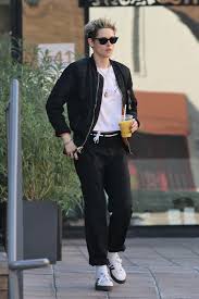 Out In La Kristen Stewart Style Kristen Stewart Kristin Stewart