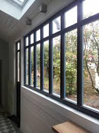 Des Verrieres A Shopper Et A Monter Soi Meme Baty R Construction Et Amenagement Interieur En Bois Verriere En Bois En Kit C Window Trim Architecture Windows