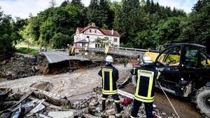 1 day ago · catastróficas inundaciones en alemania las fuertes lluvias de la noche del miércoles provocaron riadas y desbordamientos. V97tu28qo3b37m