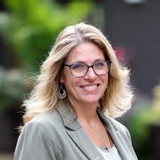 Over the last 14 months, I have been exploring my curiosity and learning  more about business. Today I obtained my Executive MBA (EMBA) with Honors  with the following specializations: Advanced…