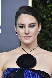 Shailene woodley stopping halfway through her interview and going like hi ansel! literally made my 15 year old self scream. Shailene Woodley 2020 Golden Globe Awards Celebmafia