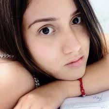 Estrella Castillo (@estrellacn_20)