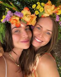 🤰 🦢🦋🌺🍰👼🏼🫶☀️