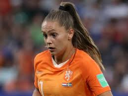Martens earns a salary of €180,000 ($213,951.20) annually from fc barcelona femení. Women S World Cup 2019 Lieke Martens Hopes To Play Final Despite Lingering Foot Problem Sportstar
