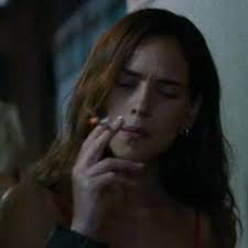 Prunella (@lingermalinger)