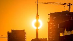 Am späten abend wurde auch die letzte warnungen aufgehoben. Warnung Vor Unwettern Fur Berlin Und Brandenburg Bereits Zahlreiche Schaden In Der Nacht Rbb24
