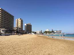 Varosha war einst ein hotspot für touristen, fristet seine zeit jedoch seit 1974 als geisterstadt. Famagusta Die Geisterstadt Joya 5c Trouvailles De L Histoire