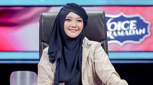 Diari ramadhan rafique ialah sebuah siri drama televisyen malaysia 2006 arahan m. Sulis Siapkan Kejutan Untuk Fansnya Di Voice Of Ramadan Gtv Okezone Celebrity
