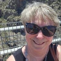 Lisa Mantia's Instagram, Twitter & Facebook