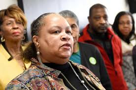 Restless crowd questions board after Albany school chief resigns