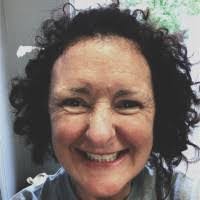 Petra Rose's Instagram, Twitter & Facebook