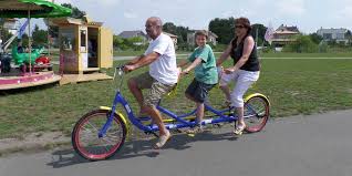 Wir Vermieten Tretmobile Reittiere Fur Kinder Und Erwachsene Stepper Scooter Hochrader Tandems Tridems Gokarts Long Boards Wave Boards Und Eltern Kind Fahrrader Mit Denen Sie Um Den Cospudener See Fahren Konnen