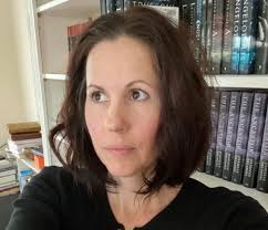 Déi 3 bescht Bicher vun der Danielle Trussoni 📚 Oktober 2025