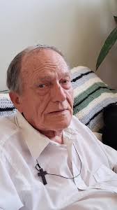 Amelia Maxwell (@amaxwell5)