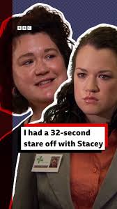 The actor, singer and TV presenter Dewi "Pws" Morris has died, aged 76 He  was best known for playing Glyn Lloyd-Evans in 1978 BBC Wales comedy Grand  Slam about a rugby fan