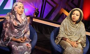 واحد دخل لجنة معاينات في السعودية ريس اللجنة سأله ايش بلدك قال ليه بلادي انا بلاد ناسا. Ø§Ù„ÙÙ†Ø§Ù†Ø© ÙÙ‡ÙŠÙ…Ù‡ Ø¹Ø¨Ø¯Ø§Ù„Ù„Ù‡ Ø§Ù„ÙÙ†Ø§Ù†Ù‡ ÙÙ‡ÙŠÙ…Ù‡ Ø¹Ø¨Ø¯Ø§Ù„Ù„Ù‡ Ø§Ù„Ø¬Ø¯ÙŠÙ‡ Ù‡Ø§Ùƒ Ù‚Ù„Ø¨ÙŠ Ø§Ù„Ù…Ø¬Ø±ÙˆØ­ Ù‡Ø¯ÙŠÙ‡ ÙƒÙ„Ù…Ø§Øª Ø§Ù„ÙÙ†Ø§Ù†Ø© ÙÙ‡ÙŠÙ…Ø© Ø¹Ø¨Ø¯Ø§Ù„Ù„Ù‡ Ø¸Ø¨ÙŠ Ø§Ù„Ù‡ÙˆÙŠØ¯ Leon S Love