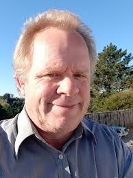 Robert Rook's Instagram, Twitter & Facebook