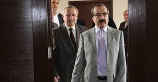 Kasım 2015 türkiye genel seçimleri öncesinde ahmet davutoğlu başkanlığında kurulan seçim hükûmeti'nde türkiye i̇çişleri bakanı olarak yer aldı. Sakarya Valisi Huseyin Avni Cos Il Muftulugunu Ziyaret Etti