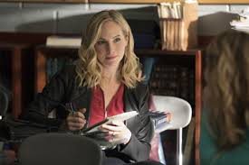 Aujourd'hui, vampire diaries est devenu une série télévisée à ne pas manquer. The Vampire Diaries Saison 8 Entre Sirenes Enfer Et Redemption Critictoo Series Tv