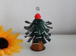 Noel Embellissez Votre Table De Noel Avec Ces Petits Porte Noms Ou Marque Place Realise Avec Des Capsules De Cafe Nespresso Avec Des Pomp Deco Noel Crafts Etsy
