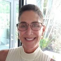 Andi Thomas's Instagram, Twitter & Facebook