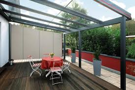 Seitenzug Markise Wenn Man Sich Vor Den Blicken Der Nachbarn Und Vor Wind Schutzen Mochte Das Original Ist In Un Markise Aussenjalousien Regenschutz Terrasse