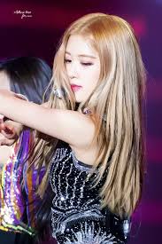 Blackpink Rose Sbs Gayo Daejun 2018 Blackpink Rose Beauty Blackpink