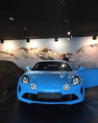 Une Tres Belle Alpine A110 Premiere Edition Livree A La Concession Alpine Jean Redele Brie Comte Robert Avec Un Tres Beau Cove Renault Alpine Bmw Car Alpine