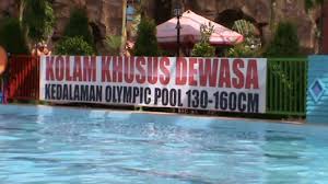 Wahana Harga Tiket Masuk Dynasty Water World Gresik 2021
