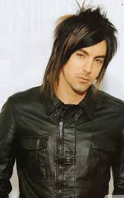 It is a perfect style for those that have their hair above shoulder length. Fashions Emo Hairstyles For Men