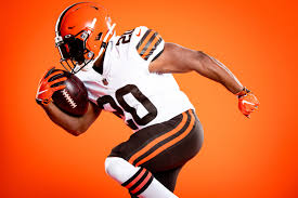 The cleveland browns are a professional american football team based in cleveland. Cleveland Browns New Uniforms Resemble Ones They Used To Wear